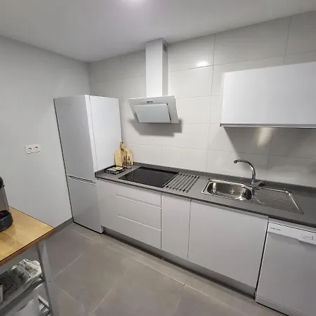 Alazan Jerez Ii-parking Gratis-wifi-netflix Apartament *