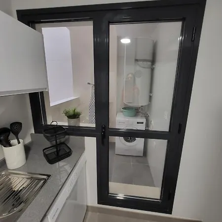 Alazan Jerez Ii-parking Gratis-wifi-netflix Apartament *